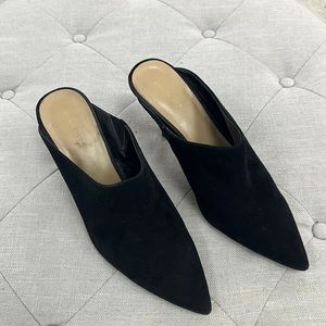 Ann Taylor - Black Suede Closed toe Heels - Great condition